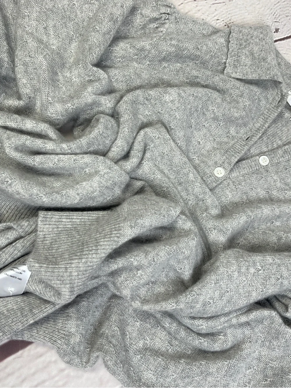 FRAME 100% cashmere soft light gray polo sweater, size L - Picture 10 of 16